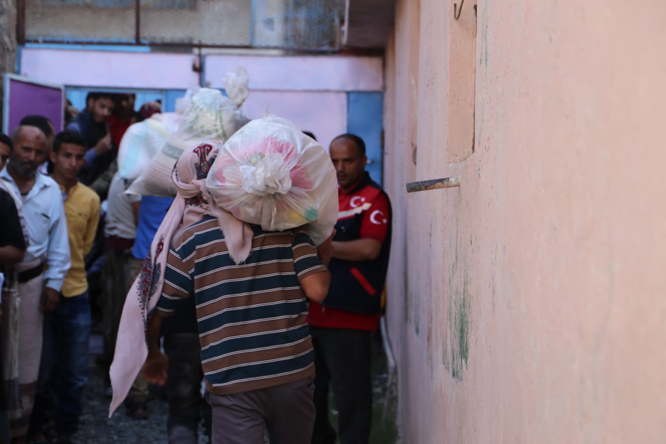 Yemenli Kardeşlerimize Ramazan Yardımlarını Ulaştırdık